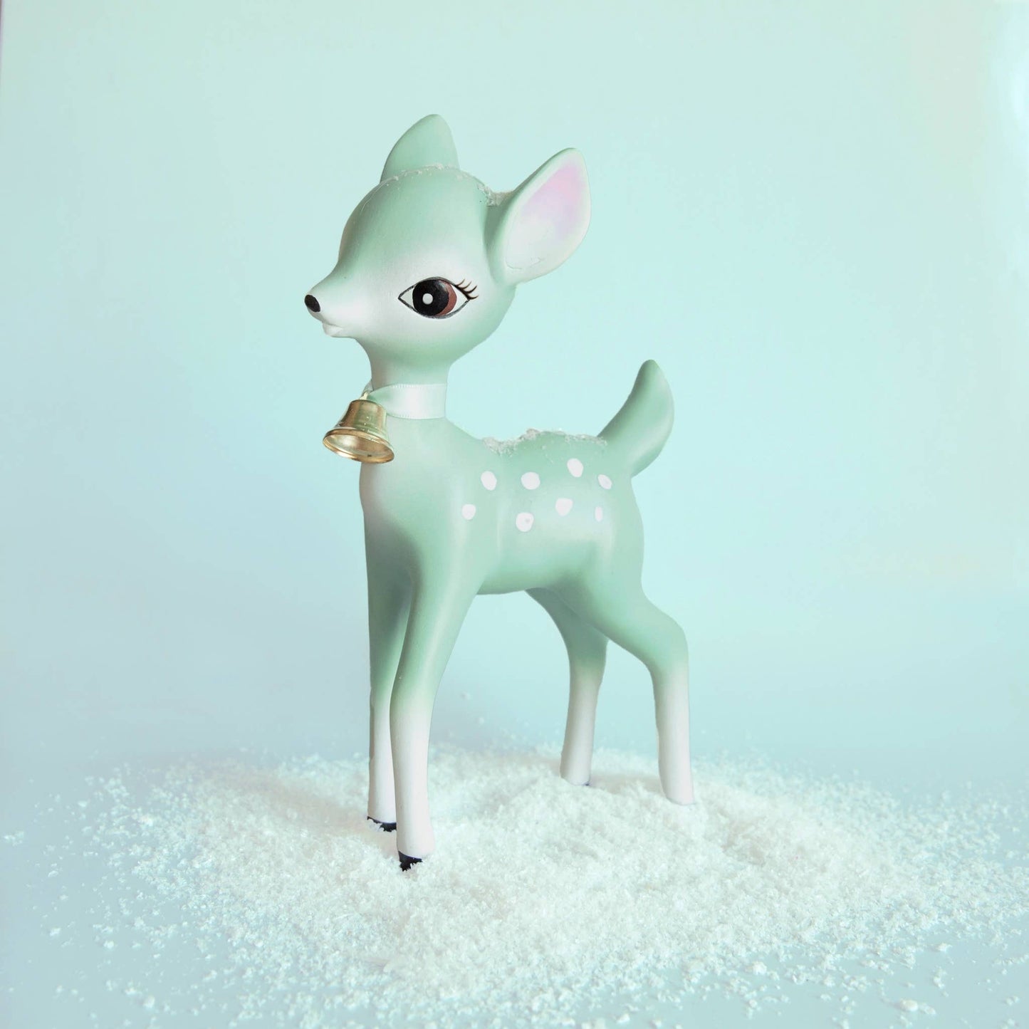 Retro Deer Figurine - Mint