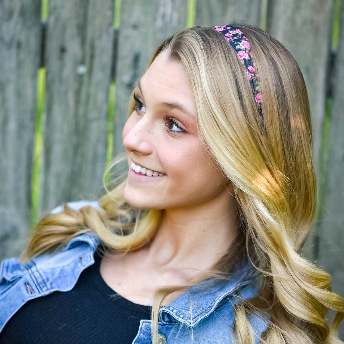 Adjustable No Slip Floral Headband - Black