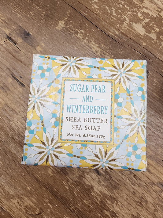 Sugar Pear & Winterberry